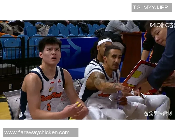 奎因25分＆萨姆纳17分，广东半场狂轰64分，大比分领先