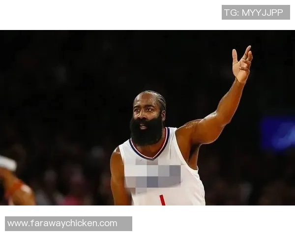 自哈登加盟以来的5场，阿伦场均近23+12&命中率76%